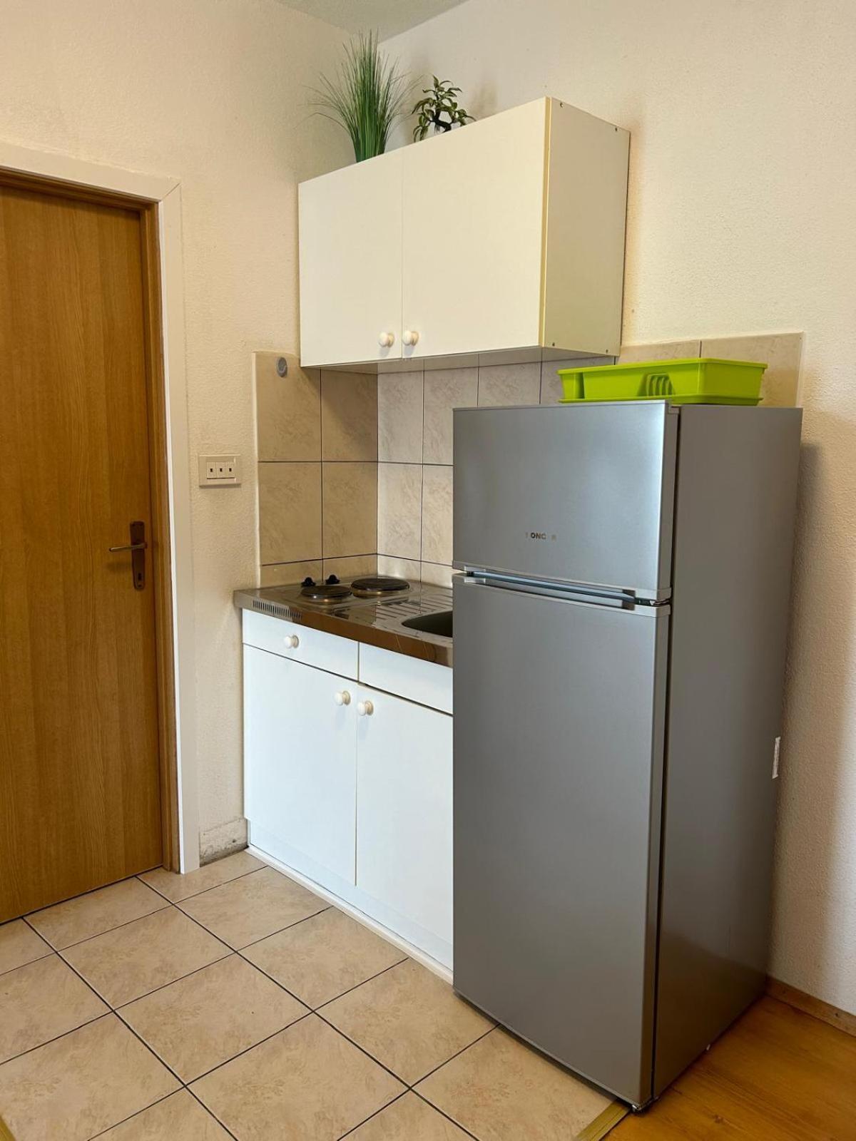 Apartmani Grgic Trogir Eksteriør billede