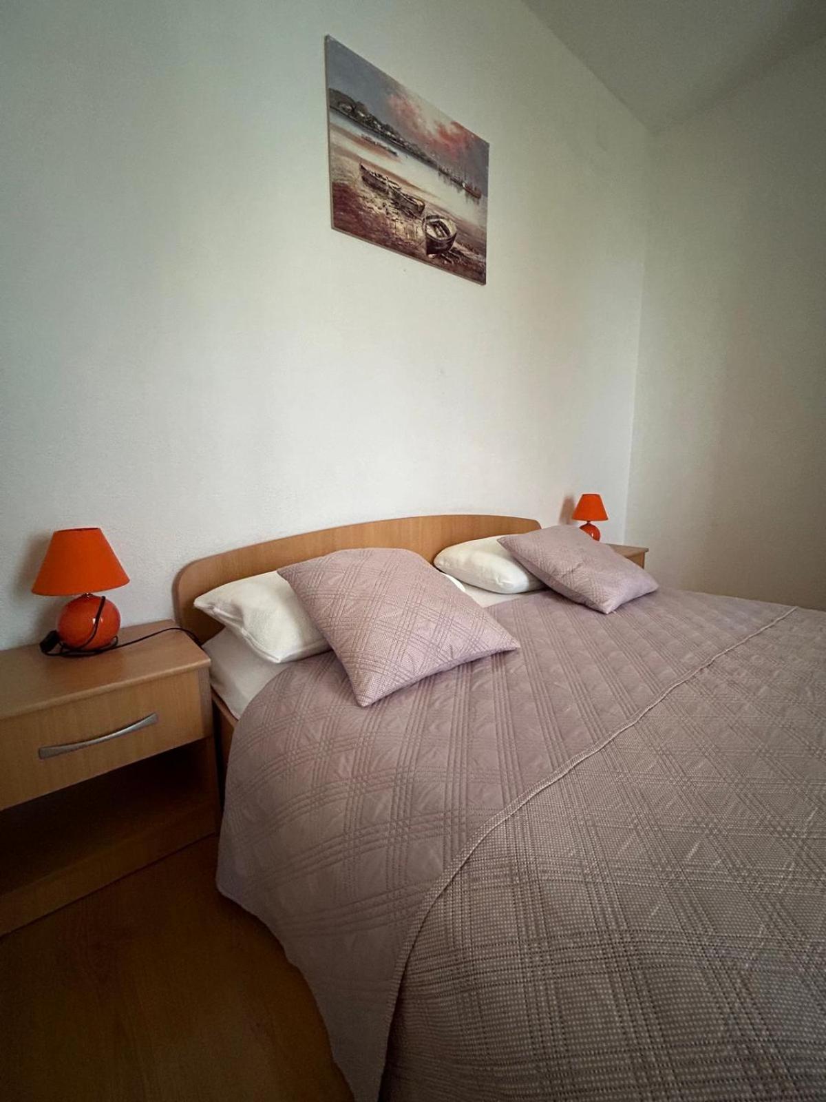 Apartmani Grgic Trogir Eksteriør billede