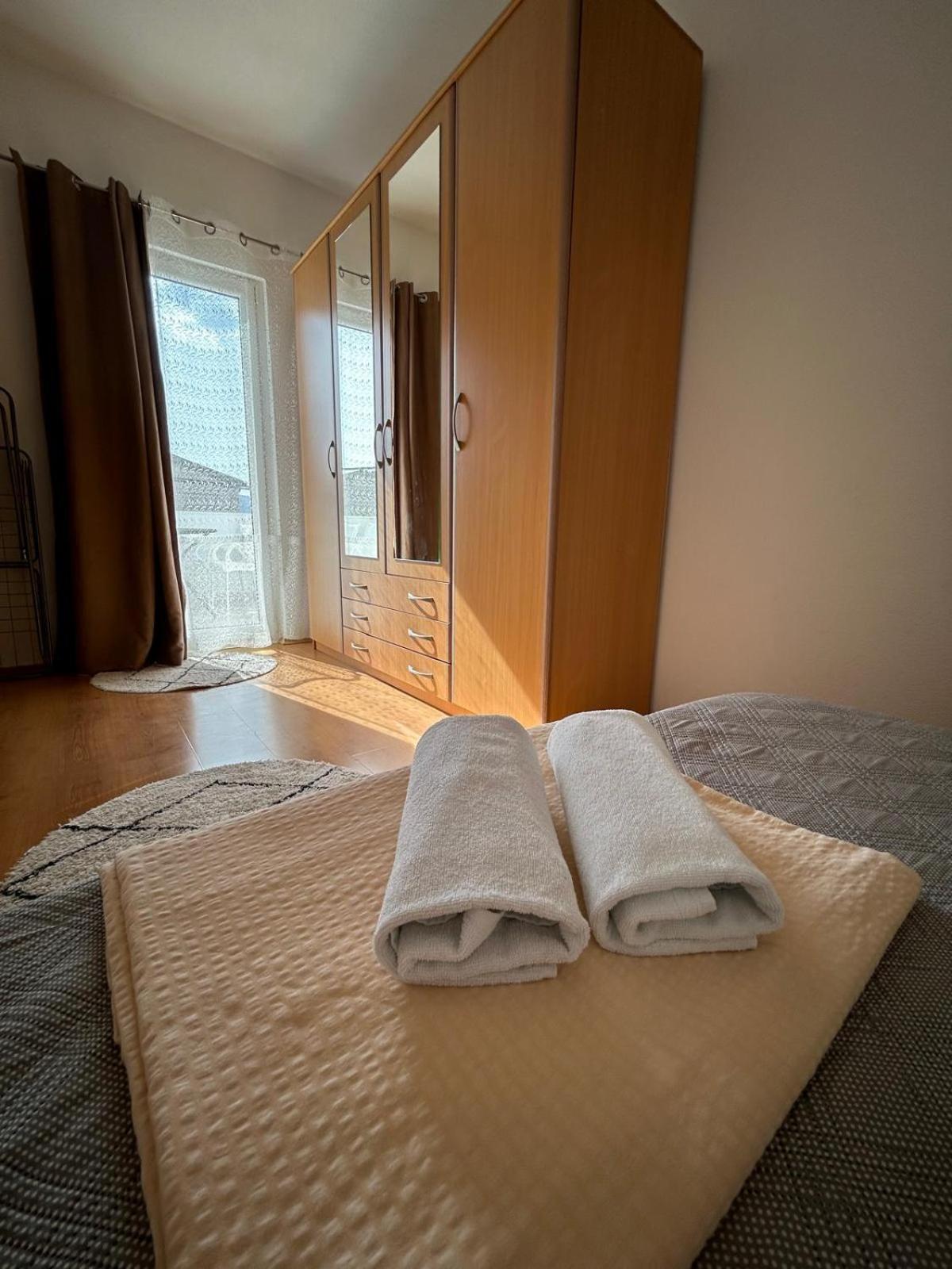 Apartmani Grgic Trogir Eksteriør billede